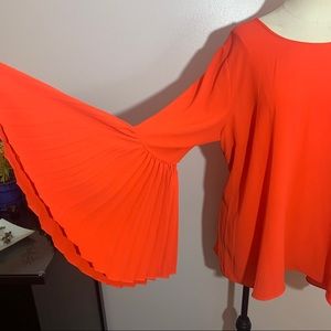 NWOT Vince Camuto pleated bell sleeve blouse
